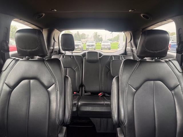2025 Chrysler Pacifica Select FWD