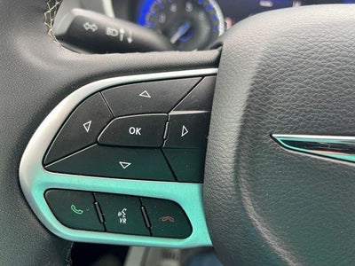 2025 Chrysler Pacifica Select FWD