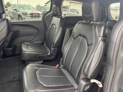 2025 Chrysler Pacifica Select FWD