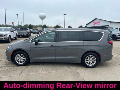 2025 Chrysler Pacifica Select FWD
