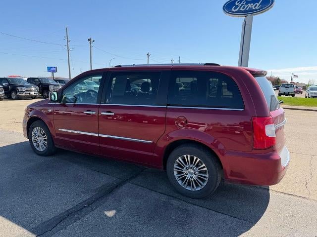 2014 Chrysler Town & Country 4dr Wgn Touring-L