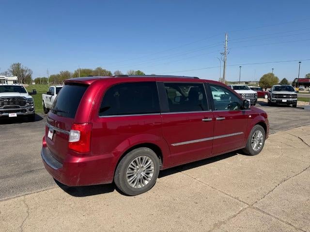 2014 Chrysler Town & Country 4dr Wgn Touring-L