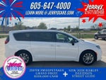 2026 Chrysler Pacifica Limited FWD