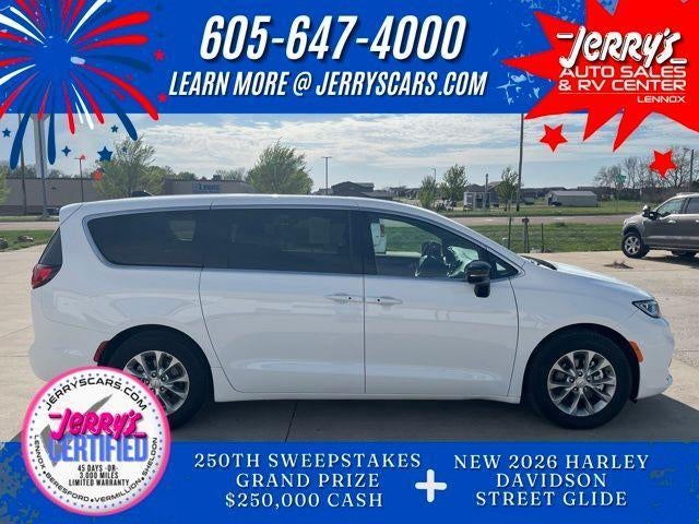 2026 Chrysler Pacifica Limited FWD