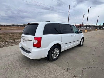 2015 Chrysler Town & Country 4dr Wgn Limited