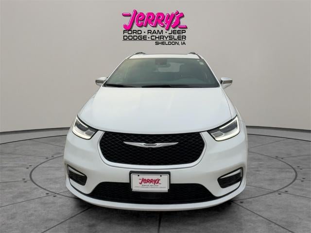 2024 Chrysler Pacifica Hybrid Pinnacle FWD