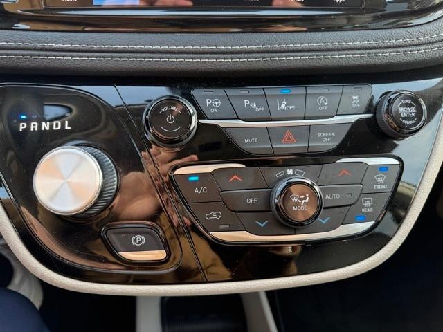 2023 Chrysler Pacifica Touring L AWD