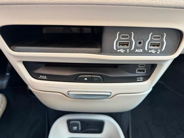 2023 Chrysler Pacifica Touring L AWD