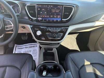 2024 Chrysler Pacifica Touring L AWD