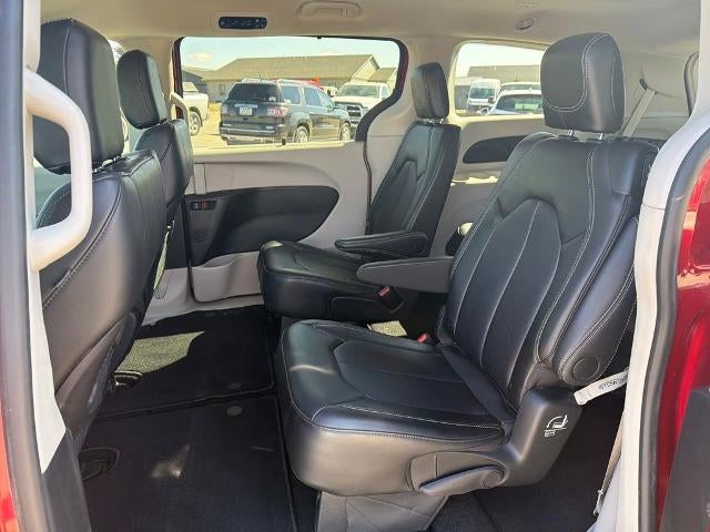 2024 Chrysler Pacifica Touring L AWD