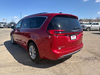 2024 Chrysler Pacifica Touring L AWD