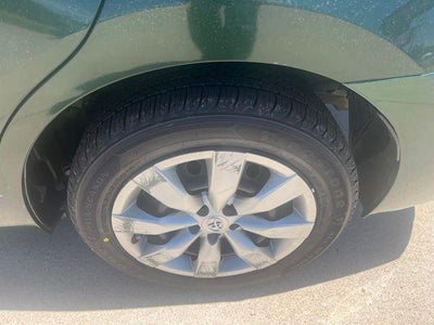 2016 Toyota Corolla 4dr Sdn CVT Auto LE (Natl)