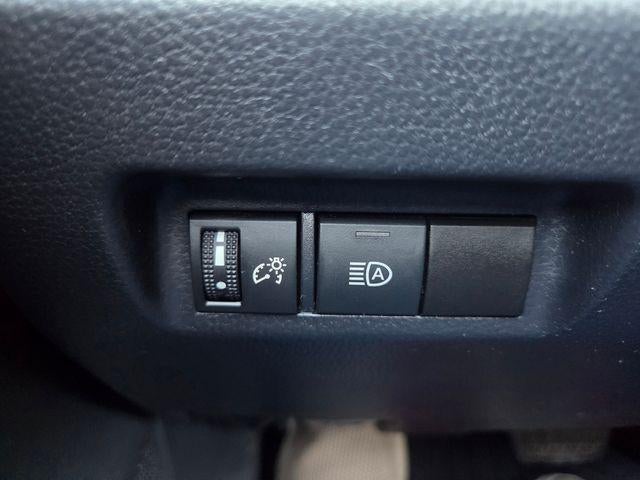 2020 Toyota RAV4 XLE AWD (Natl)