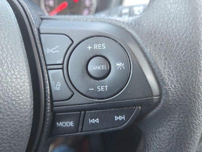 2020 Toyota RAV4 XLE AWD (Natl)