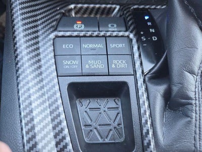 2020 Toyota RAV4 XLE AWD (Natl)
