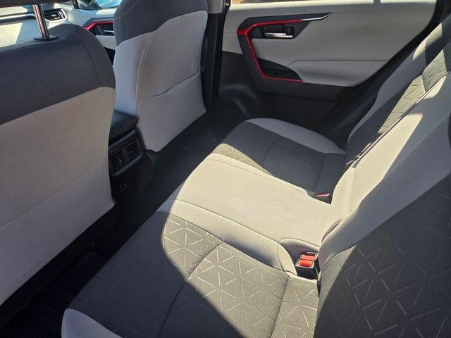 2020 Toyota RAV4 XLE AWD (Natl)