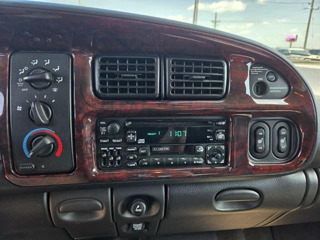 2002 Dodge Ram 2500 SLT