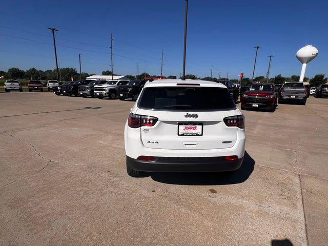 2023 Jeep Compass Latitude Lux 4x4