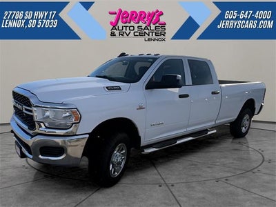 2020 RAM 3500 Tradesman 4x4 Crew Cab 8' Box