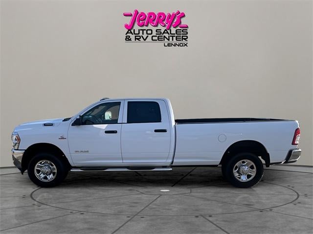 2020 RAM 3500 Tradesman 4x4 Crew Cab 8' Box