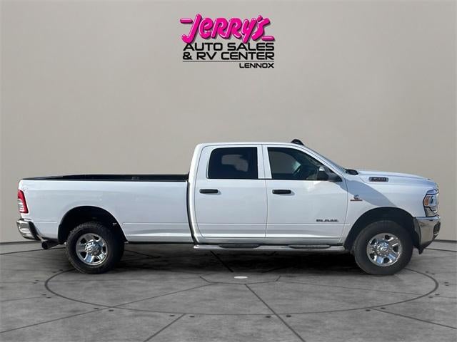 2020 RAM 3500 Tradesman 4x4 Crew Cab 8' Box