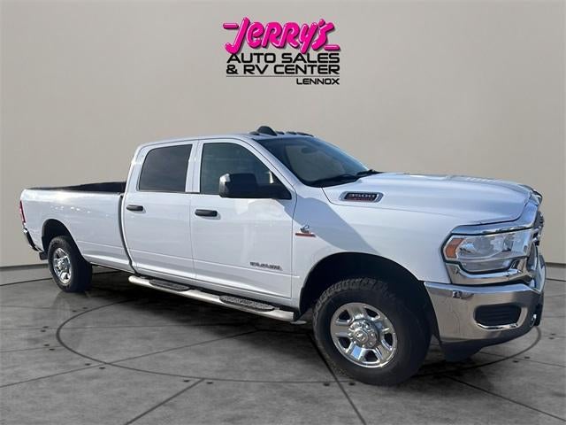 2020 RAM 3500 Tradesman 4x4 Crew Cab 8' Box