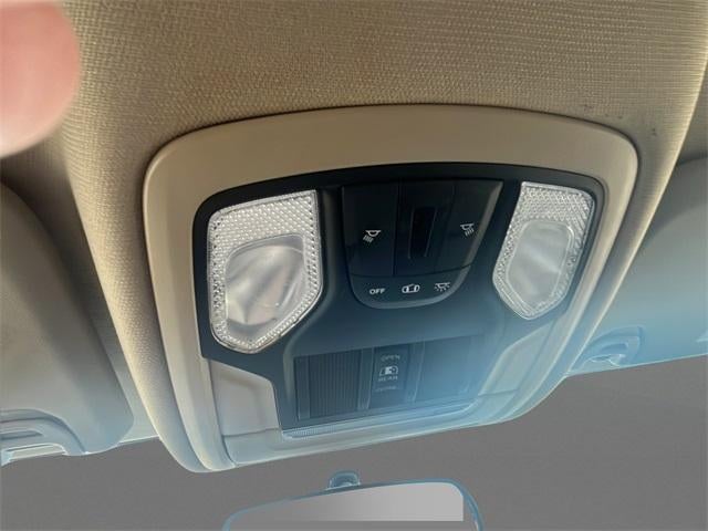 2020 RAM 3500 Tradesman 4x4 Crew Cab 8' Box