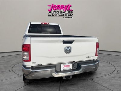 2020 RAM 3500 Tradesman 4x4 Crew Cab 8' Box