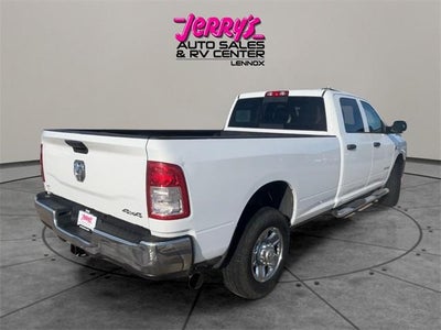 2020 RAM 3500 Tradesman 4x4 Crew Cab 8' Box