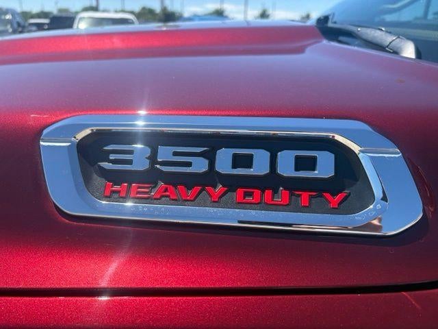 2022 RAM 3500 Big Horn 4x4 Crew Cab 8' Box