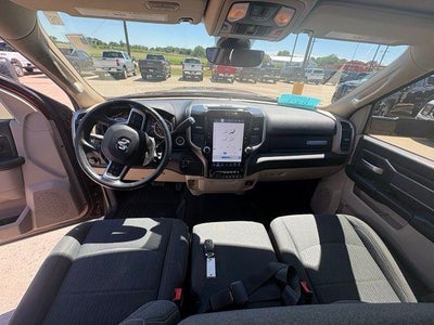 2022 RAM 3500 Big Horn 4x4 Crew Cab 8' Box