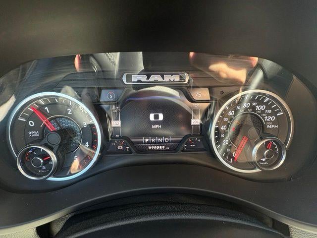 2022 RAM 3500 Big Horn 4x4 Crew Cab 8' Box