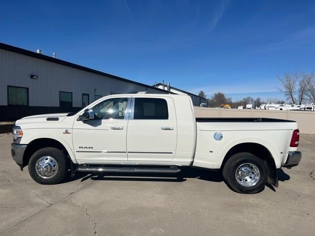 2022 RAM 3500 Laramie 4x4 Mega Cab 6'4" Box