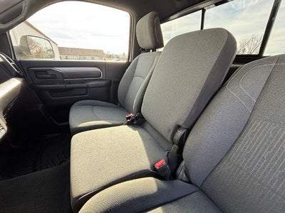 2022 RAM 2500 Tradesman 4x4 Reg Cab 8' Box