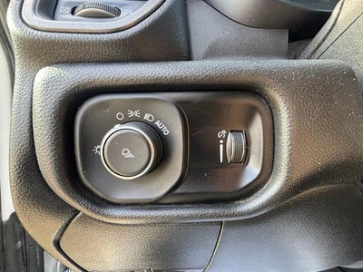 2022 RAM 2500 Tradesman 4x4 Reg Cab 8' Box