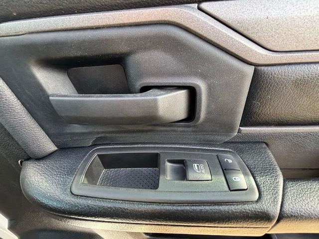 2022 RAM 2500 Tradesman 4x4 Reg Cab 8' Box