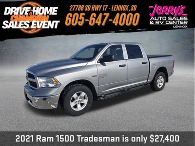 2021 RAM 1500 Classic Tradesman 4x4 Crew Cab 5'7" Box