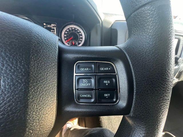 2021 RAM 1500 Classic Tradesman 4x4 Crew Cab 5'7" Box