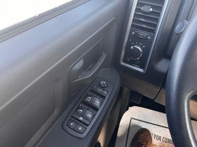 2021 RAM 1500 Classic Tradesman 4x4 Crew Cab 5'7" Box