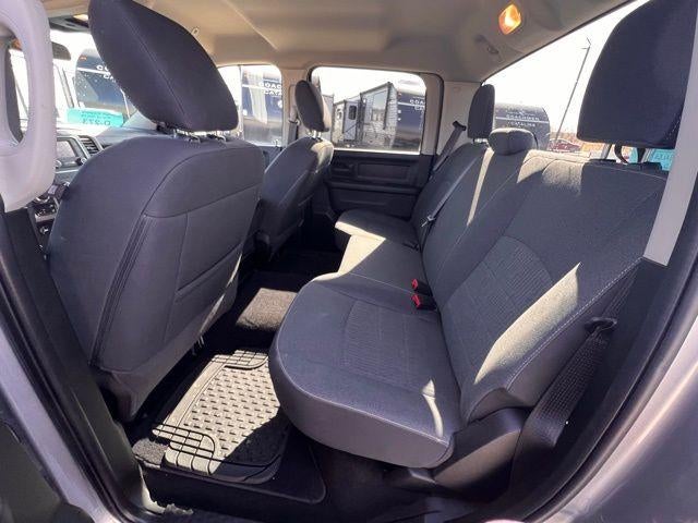 2021 RAM 1500 Classic Tradesman 4x4 Crew Cab 5'7" Box