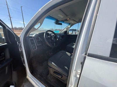 2017 RAM 2500 Tradesman 4x4 Crew Cab 6'4" Box