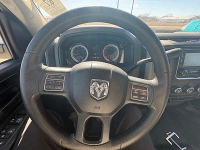 2017 RAM 2500 Tradesman 4x4 Crew Cab 6'4" Box