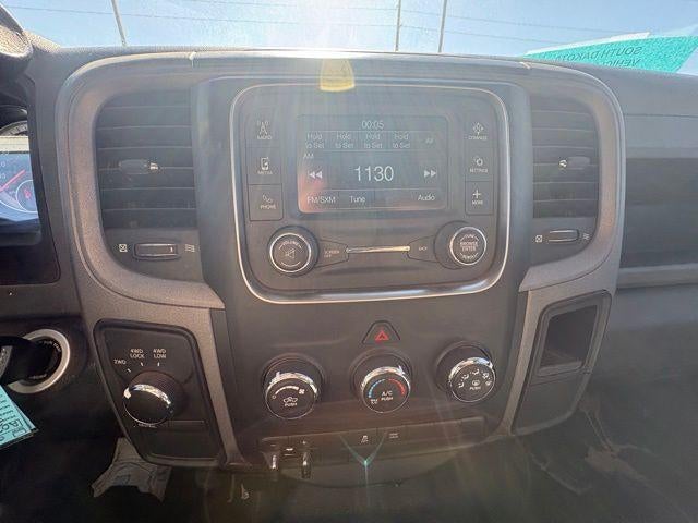 2017 RAM 2500 Tradesman 4x4 Crew Cab 6'4" Box