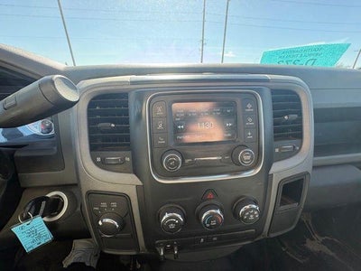 2017 RAM 2500 Tradesman 4x4 Crew Cab 6'4" Box