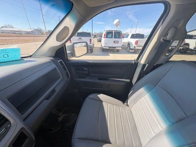 2017 RAM 2500 Tradesman 4x4 Crew Cab 6'4" Box