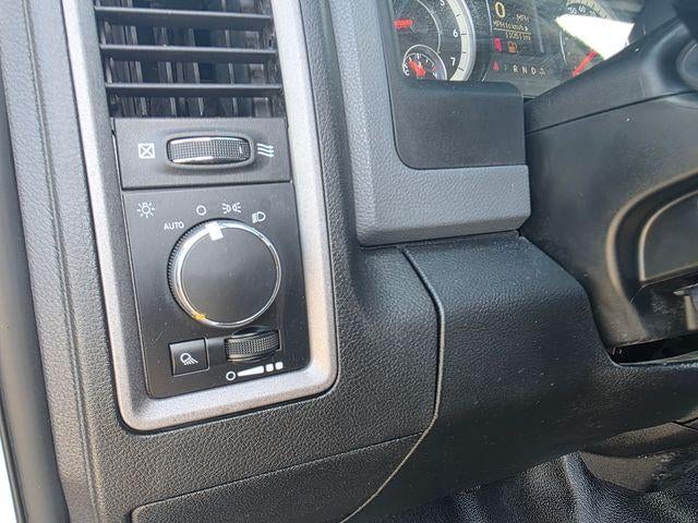 2017 RAM 2500 Tradesman 4x4 Crew Cab 6'4" Box