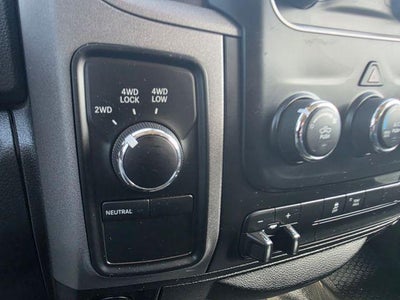 2017 RAM 2500 Tradesman 4x4 Crew Cab 6'4" Box