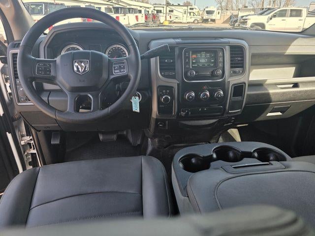 2017 RAM 2500 Tradesman 4x4 Crew Cab 6'4" Box