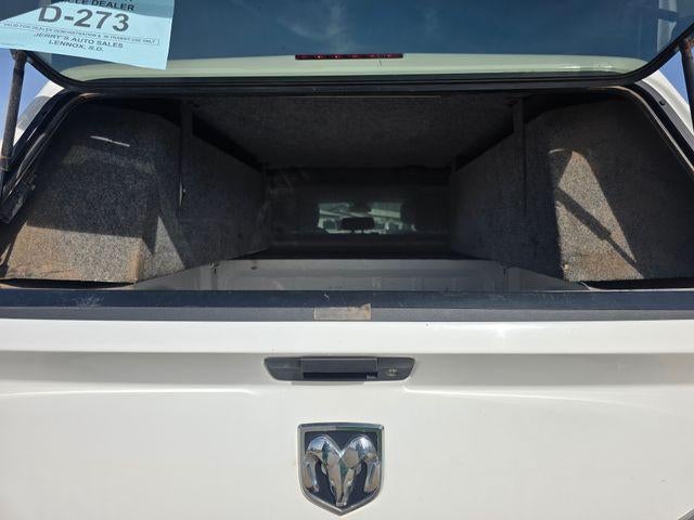 2017 RAM 2500 Tradesman 4x4 Crew Cab 6'4" Box