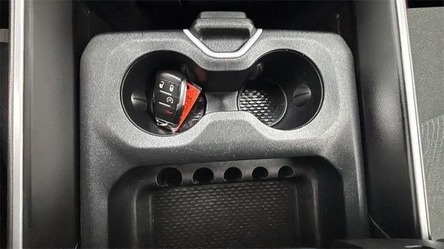 2020 RAM 2500 Big Horn 4x4 Crew Cab 6'4" Box